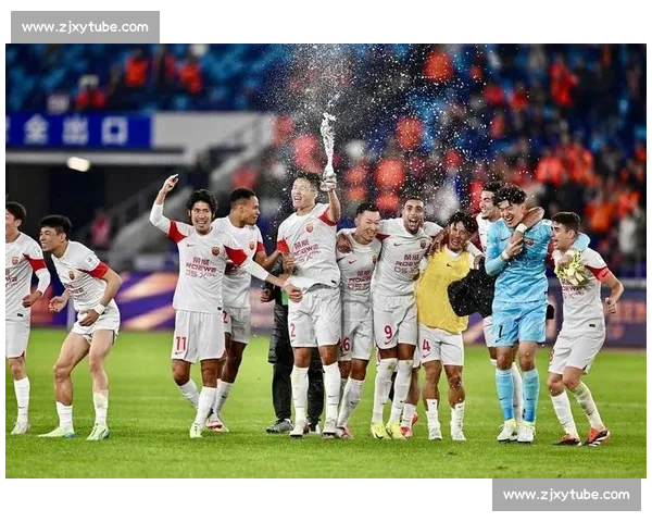 亚冠焦点战上海海港迎战浦和红钻强强对话一触即发悬念拉满夜