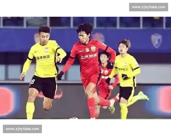 上海上港主场迎战北京人和争夺联赛关键三分走势前瞻焦点对决解析